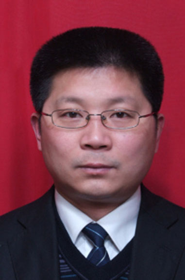 四川省第十五建筑有限公司董事长、总经理 李云龙